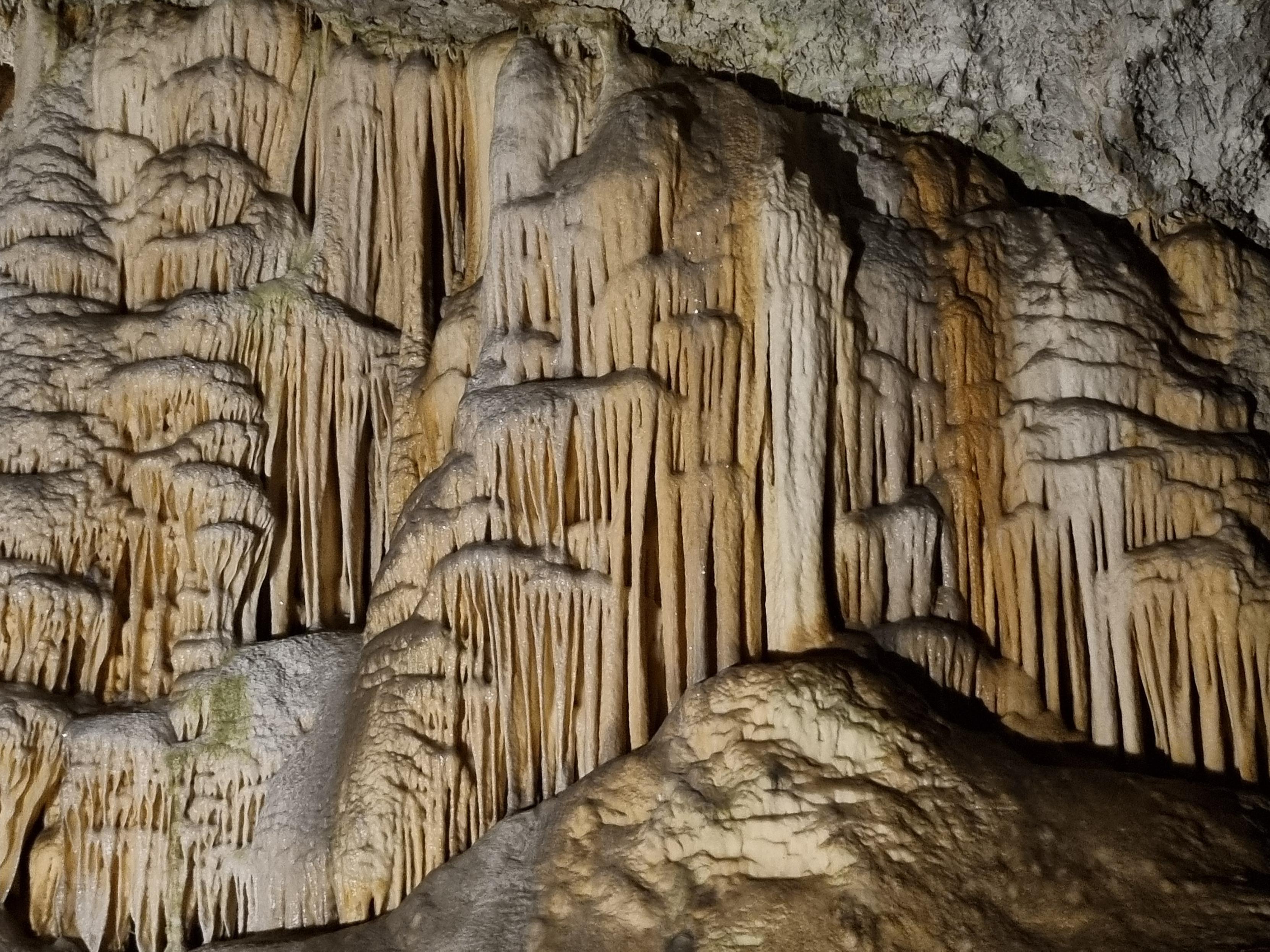Dripstone formation